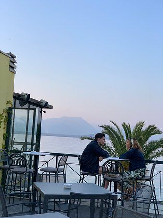 Estee Caffe