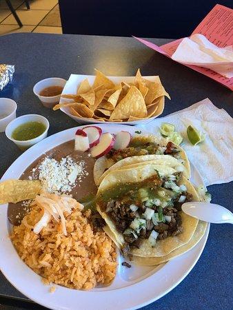 La Promesa Bakery and Mexican Fd
